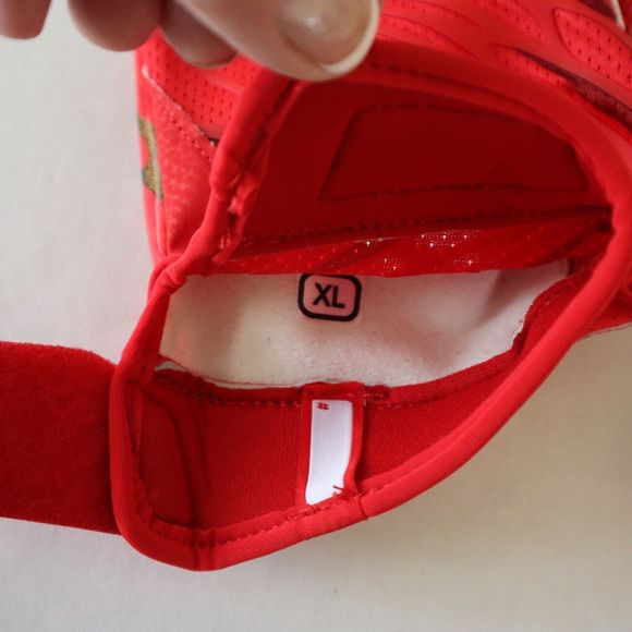 Under Armour Adult Sz XL Red Spotlight Wide Receiver Football Gloves - Picture 3 of 3